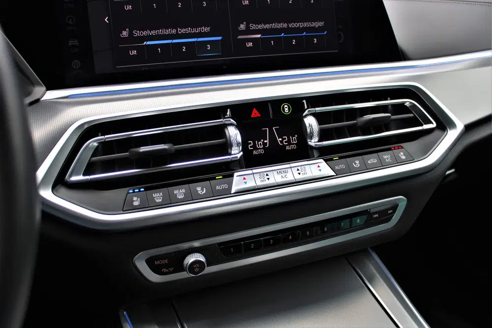 BMW X5 xDrive45e M-sport M-seats Pano Trekhaak St uit 2022, foto 12