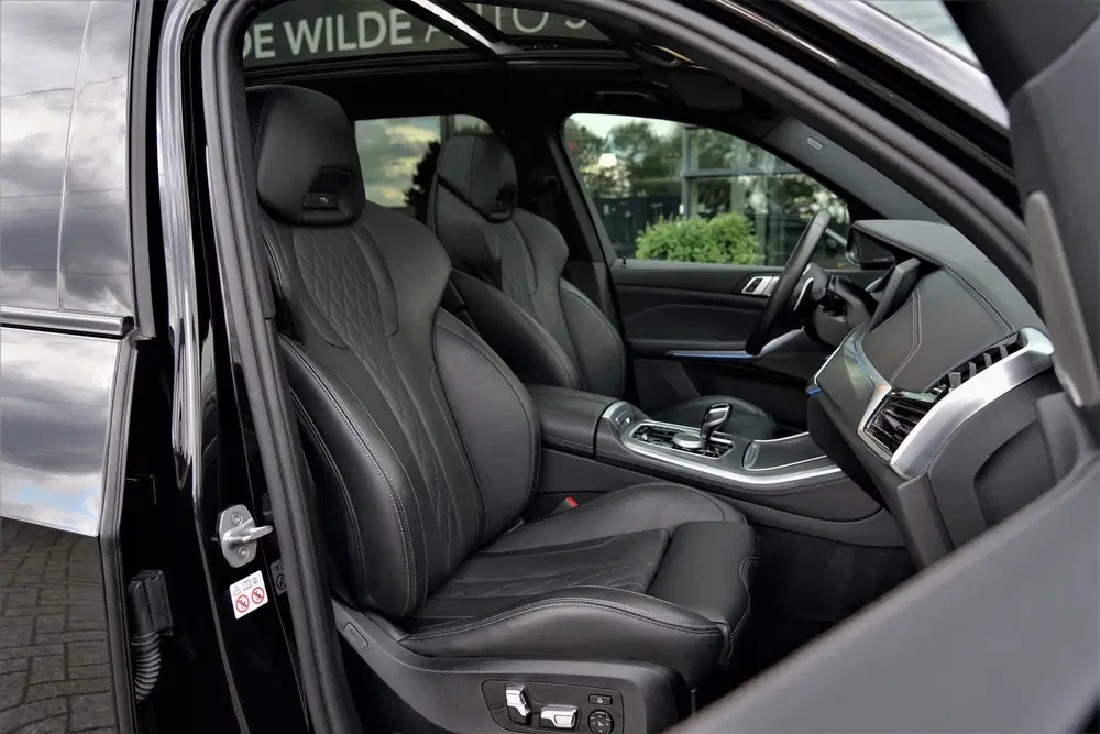 BMW X5 xDrive45e M-sport M-seats Pano Trekhaak St uit 2022, foto 3