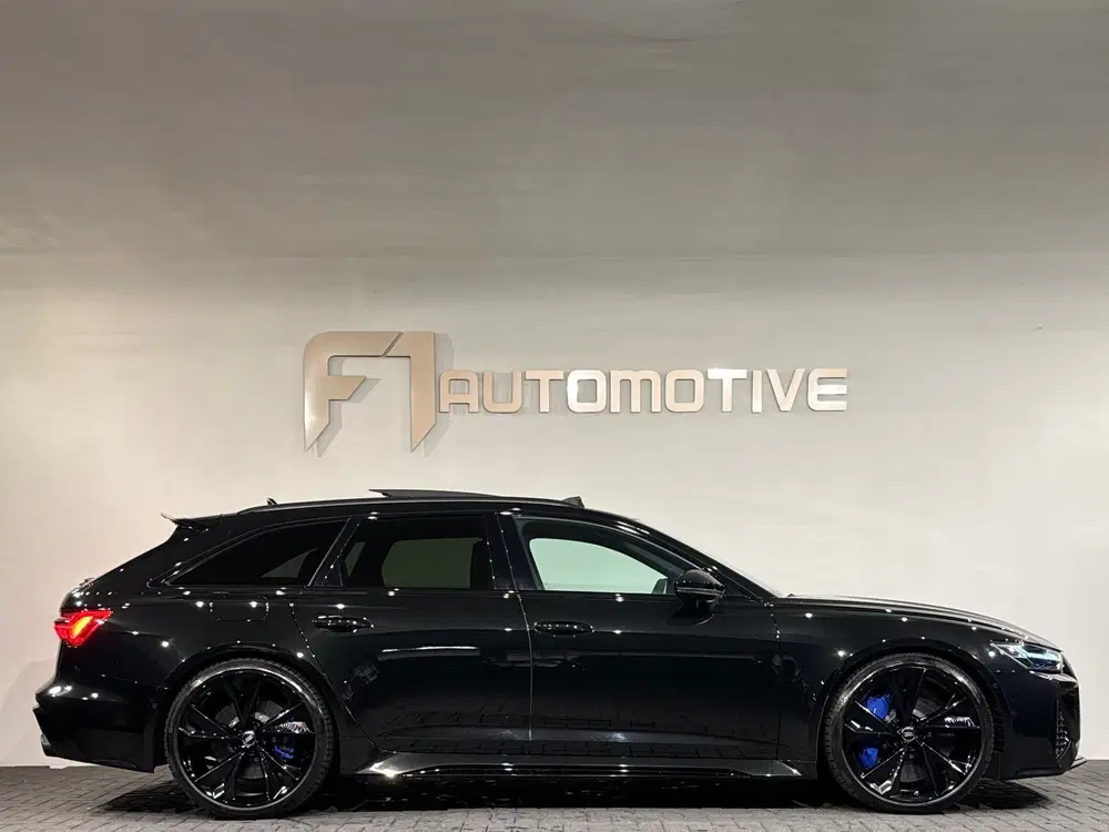 Audi RS6 TFSI quattro Pano uit 2021, foto 10