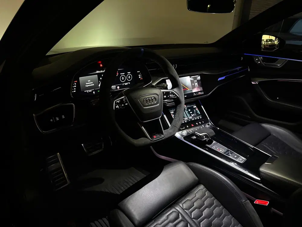 Audi RS6 TFSI quattro Pano uit 2021, foto 11