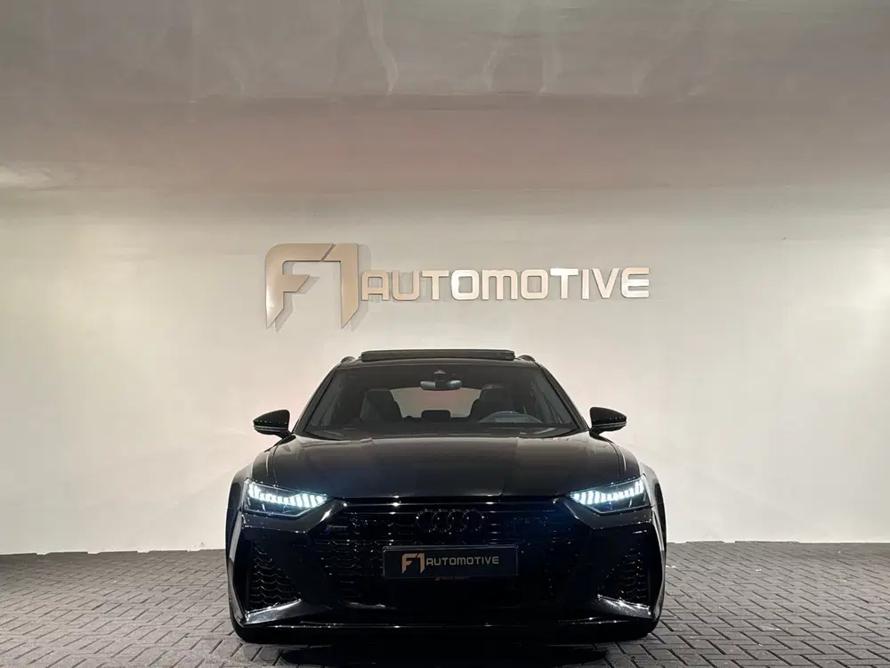Audi RS6 TFSI quattro Pano uit 2021, foto 2