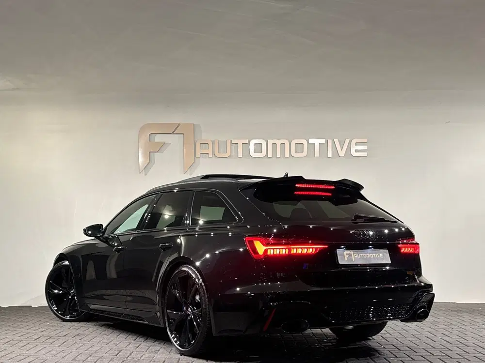 Audi RS6 TFSI quattro Pano uit 2021, foto 6
