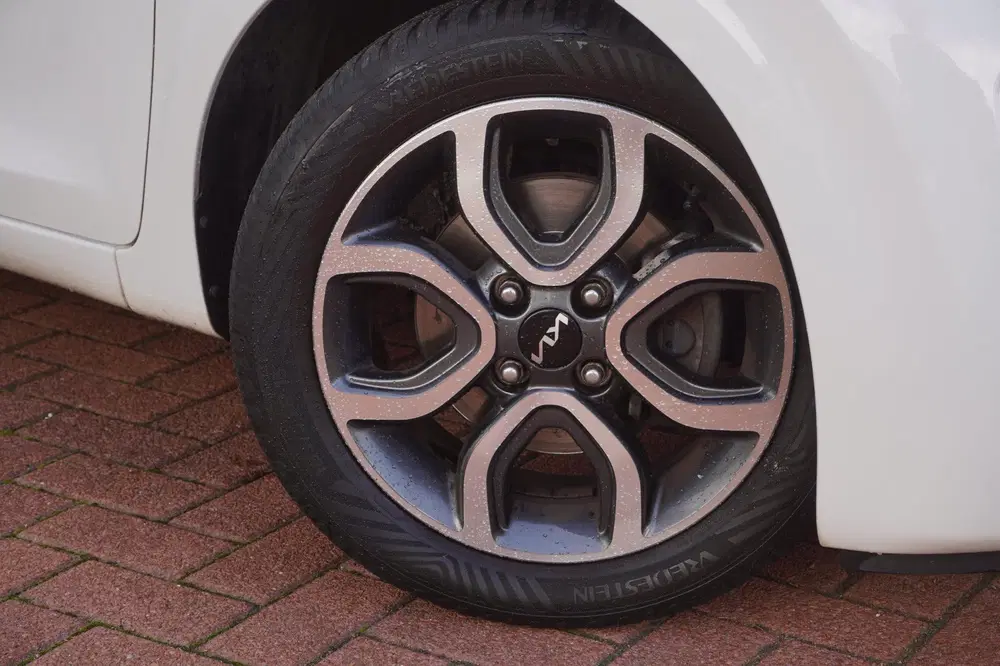 Kia Picanto 1.0 DPi DynamicPlusLine+Ecc+Led+Breed-Navi uit 2022, foto 2