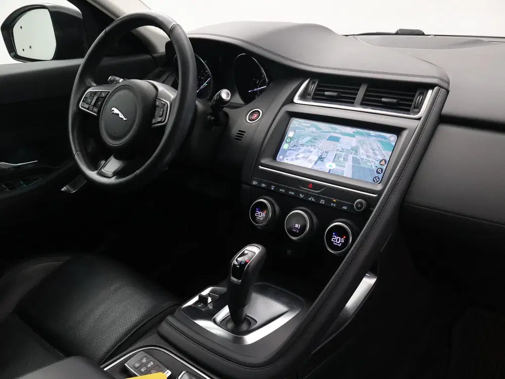 Jaguar E-Pace 2.0 P200 AWD S + CARPLAY uit 2019, foto 4