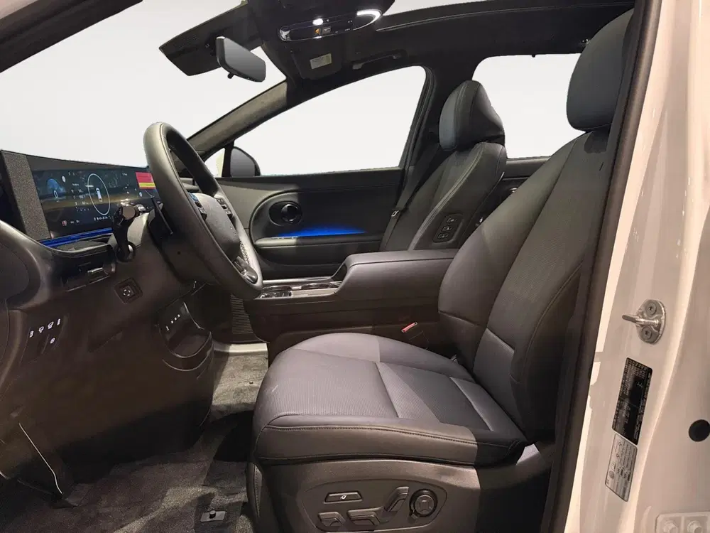 Hyundai IONIQ CALLIGRAPHY BLACK INK uit 2026, foto 14