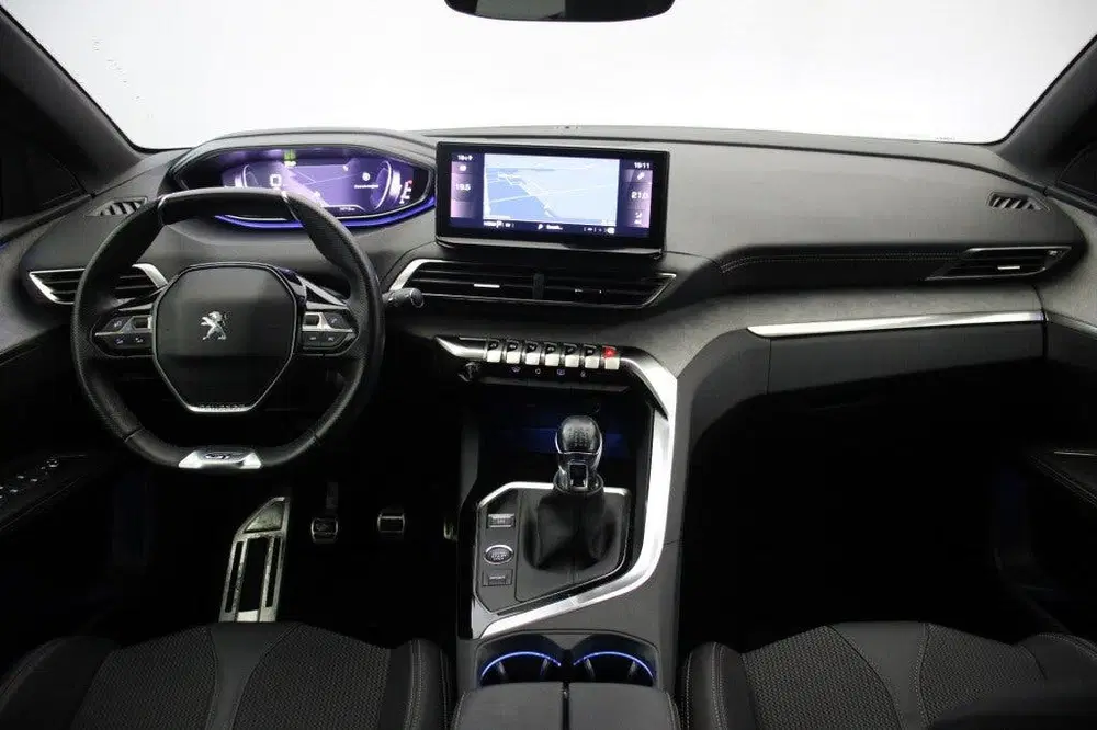 Peugeot 5008 1.2 PureTech GT 7 Persoons uit 2023, foto 2