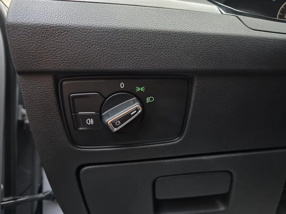 Volkswagen Passat 1.5 TSI Business uit 2022, foto 15