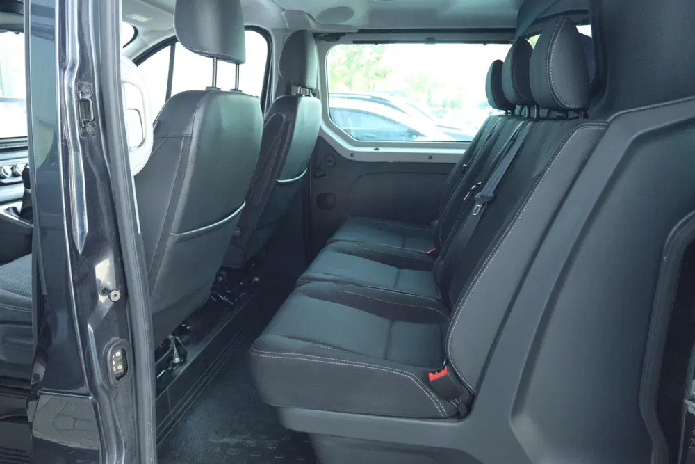 Renault Trafic 2.0 DCI 150PK T29 L2H1 DC LUXE AUT. 2 SCHU uit 2022, foto 15