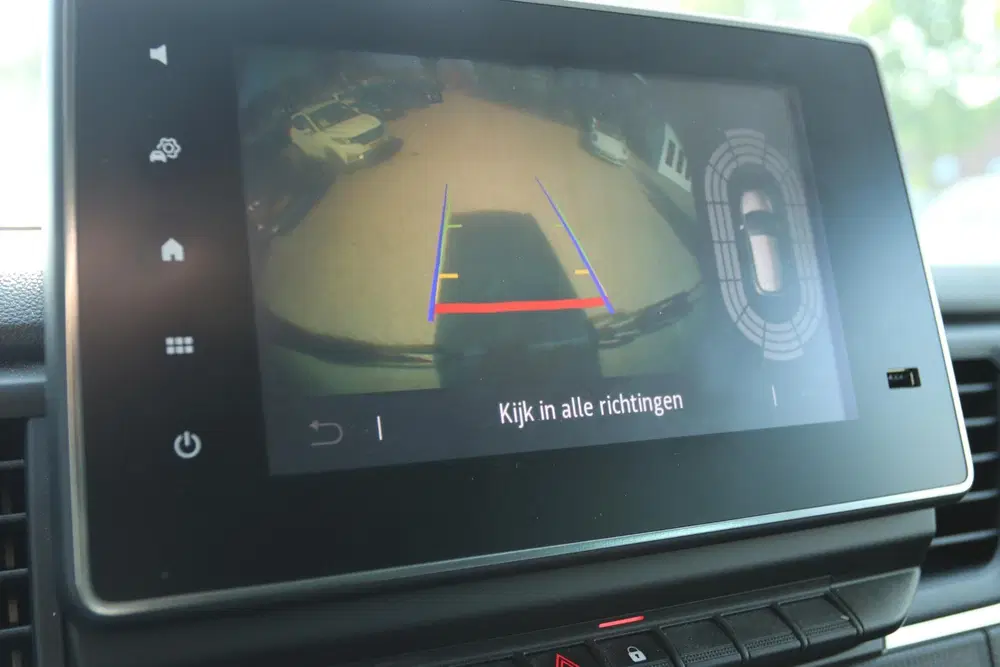 Renault Trafic 2.0 DCI 150PK T29 L2H1 DC LUXE AUT. 2 SCHU uit 2022, foto 6