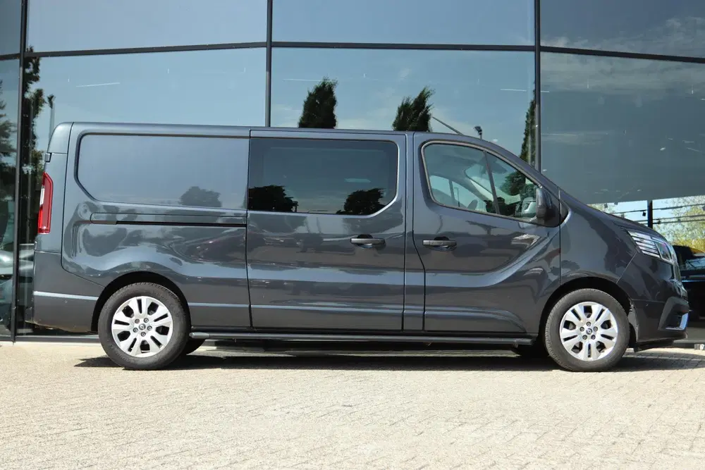 Renault Trafic 2.0 DCI 150PK T29 L2H1 DC LUXE AUT. 2 SCHU uit 2022, foto 9