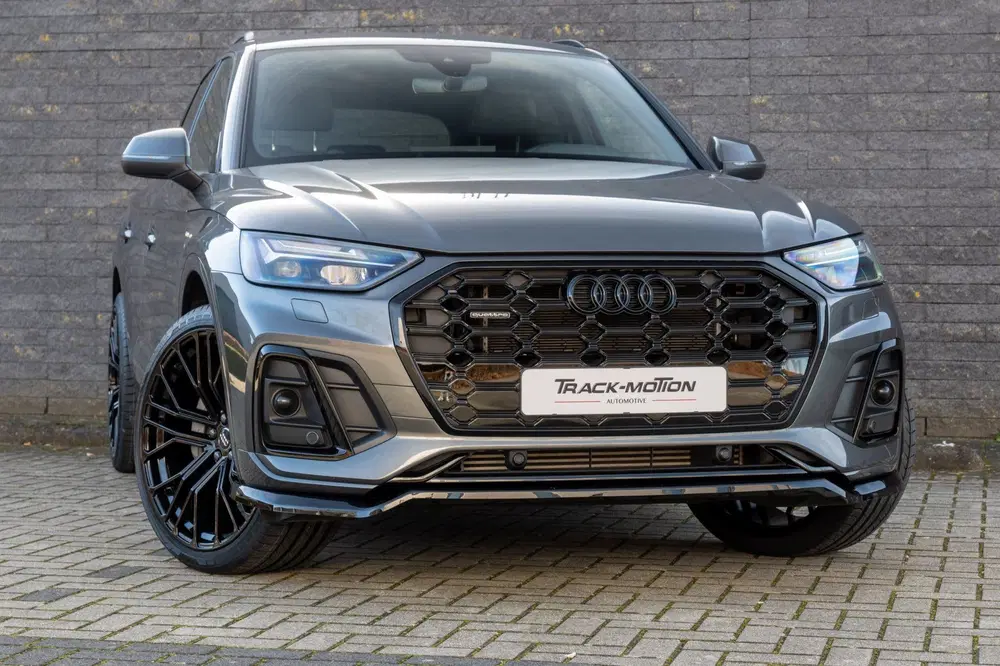 Audi Q5 50 TFSI e S edition Competition GREY & BLA uit 2022, foto 8