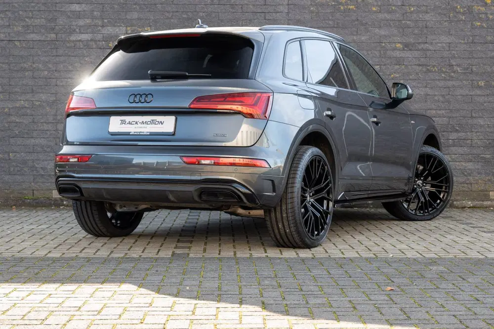 Audi Q5 50 TFSI e S edition Competition GREY & BLA uit 2022, foto 9