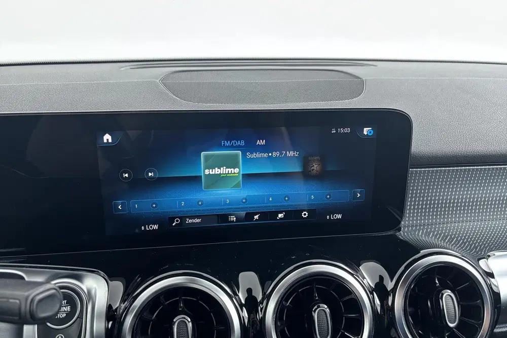 Mercedes-Benz GLB 200 Luxury Line Ruime familie-SUV met trek uit 2023, foto 9