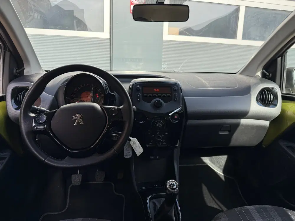 Peugeot 108 1.0 e-VTi Active TOP uit 2019, foto 7