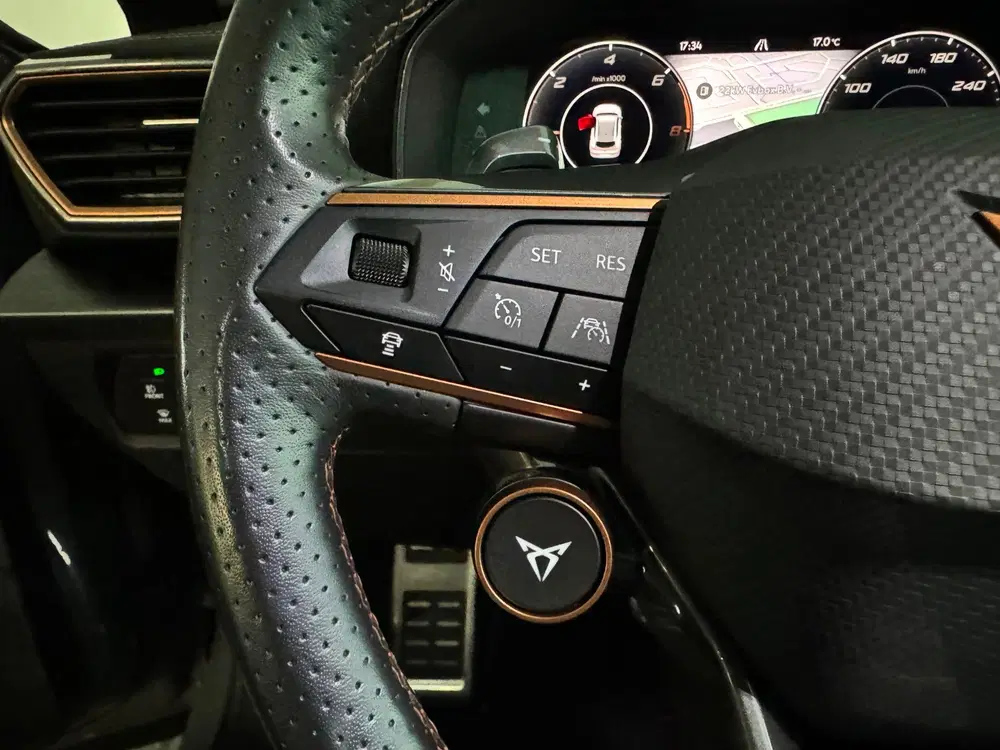 Cupra Formentor 1.4 e-Hybrid VZ Performance Pano uit 2022, foto 12