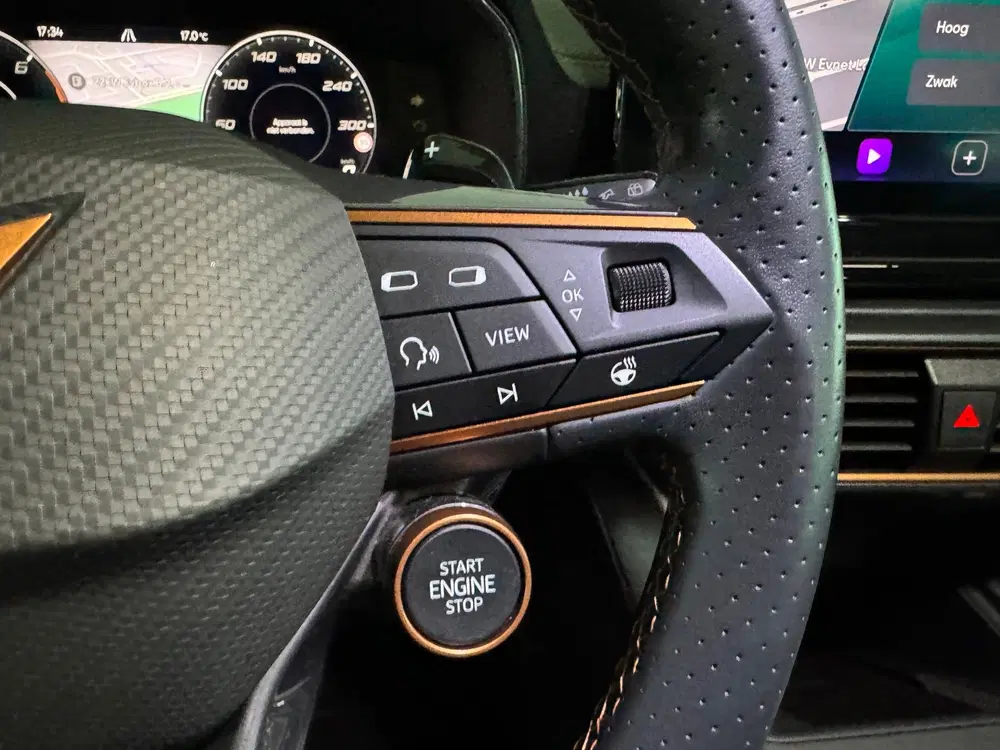 Cupra Formentor 1.4 e-Hybrid VZ Performance Pano uit 2022, foto 13