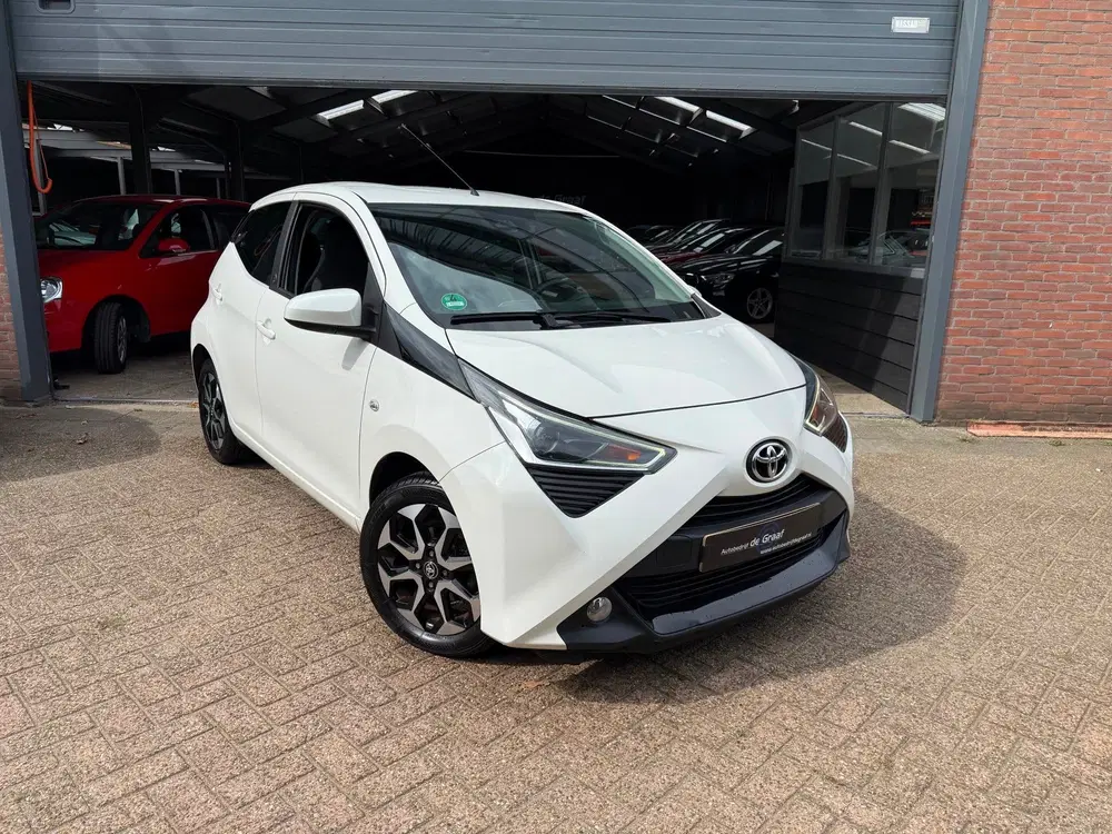 Toyota Aygo 1.0 VVT-i x-play uit 2020, foto 6