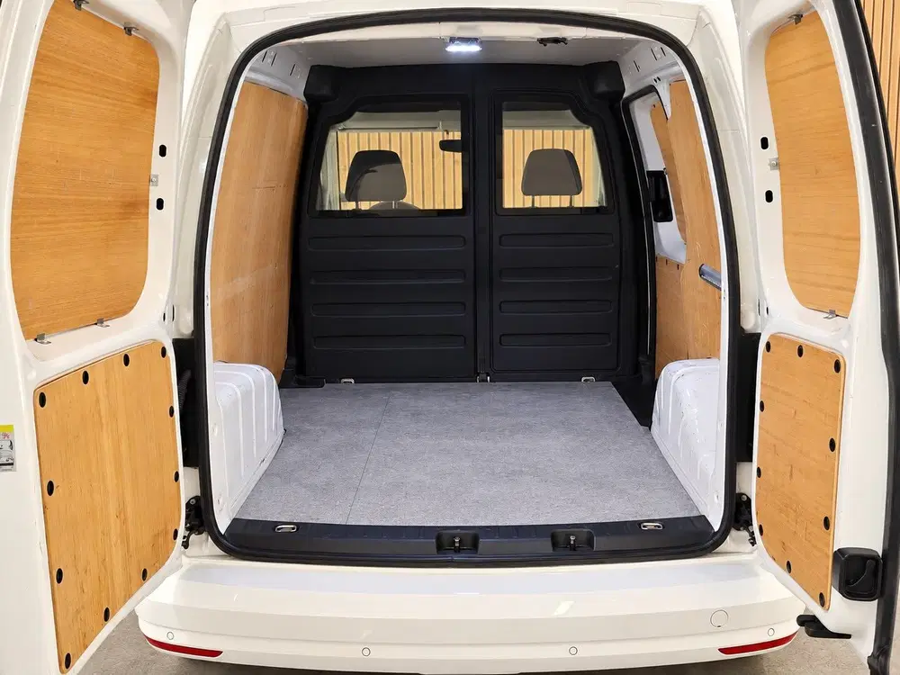 Volkswagen Caddy 1.0 TSI Highline uit 2019, foto 5