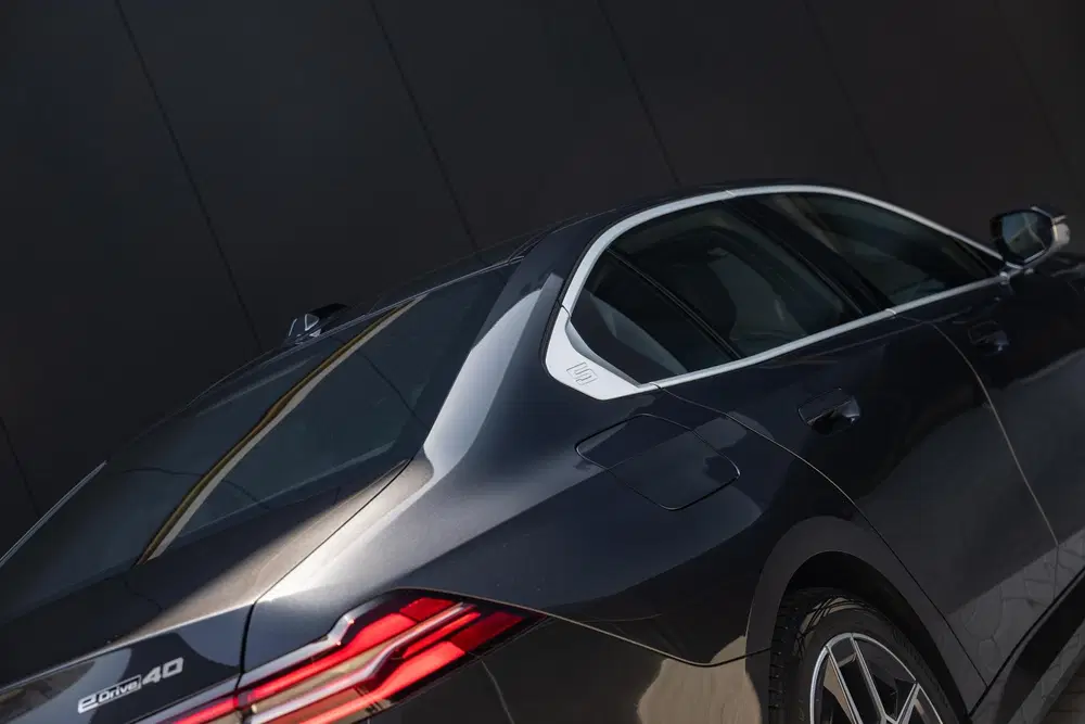 BMW i5 eDrive40 84 kWh uit 2024, foto 9