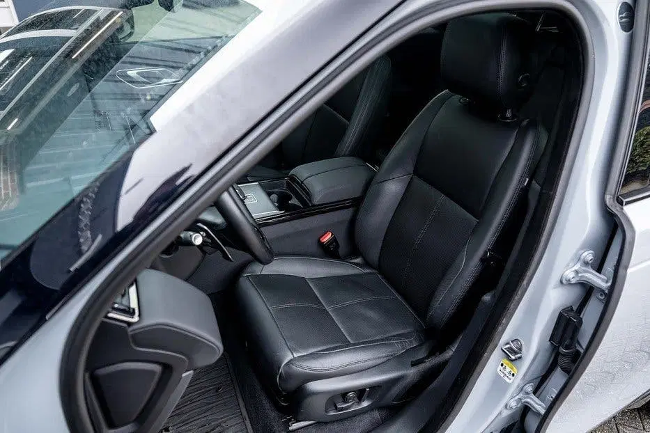 Land Rover Range Rover Velar 2.0 P400e Dynamic SE uit 2024, foto 13