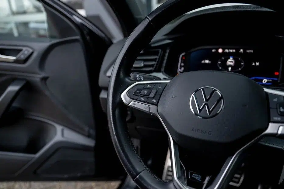 Volkswagen T-Roc 1.5 TSI R-Line DSG uit 2024, foto 14