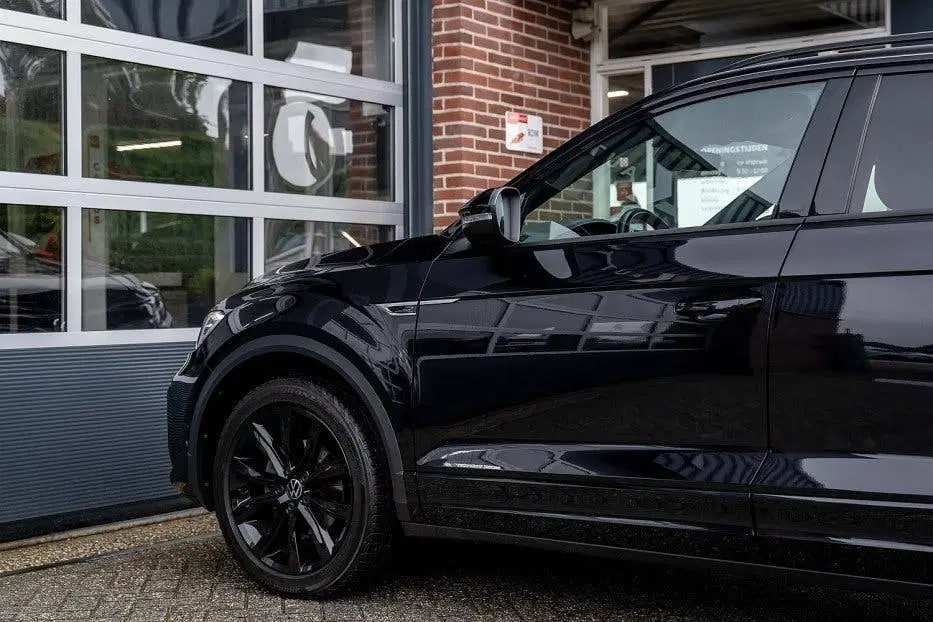 Volkswagen T-Roc 1.5 TSI R-Line DSG uit 2024, foto 4