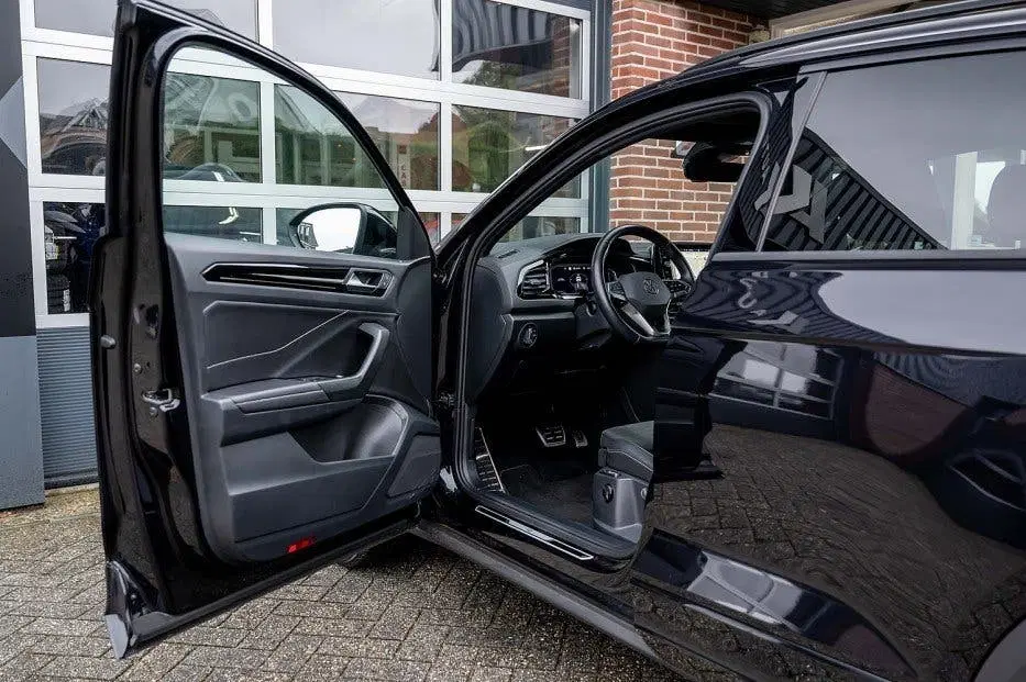 Volkswagen T-Roc 1.5 TSI R-Line DSG uit 2024, foto 7