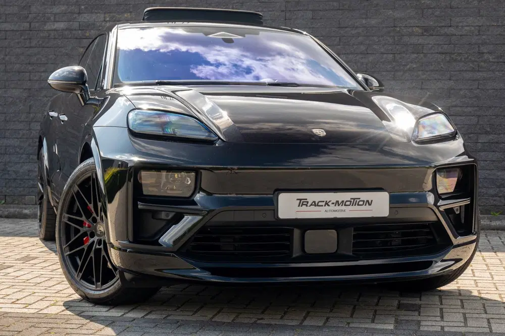 Porsche Macan Turbo 100 kWh BTW 21% Black Pano uit 2024, foto 5