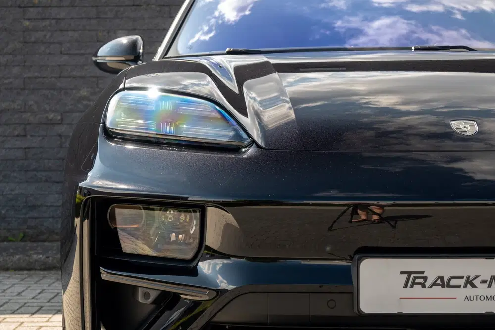 Porsche Macan Turbo 100 kWh BTW 21% Black Pano uit 2024, foto 7