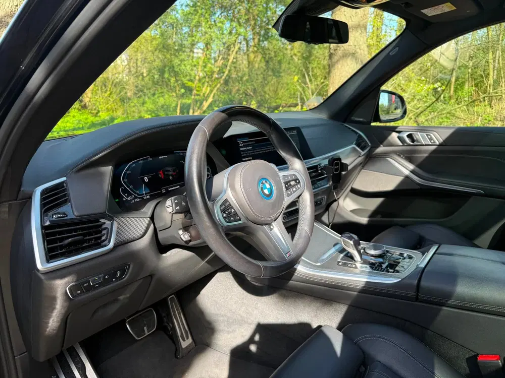 BMW X5 BMW X5 45e High Executive M sport uit 2022, foto 2