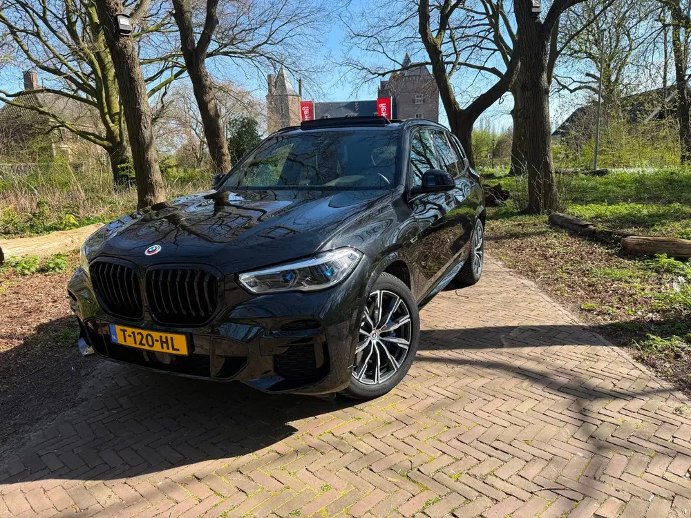 BMW X5 BMW X5 45e High Executive M sport uit 2022, foto 3
