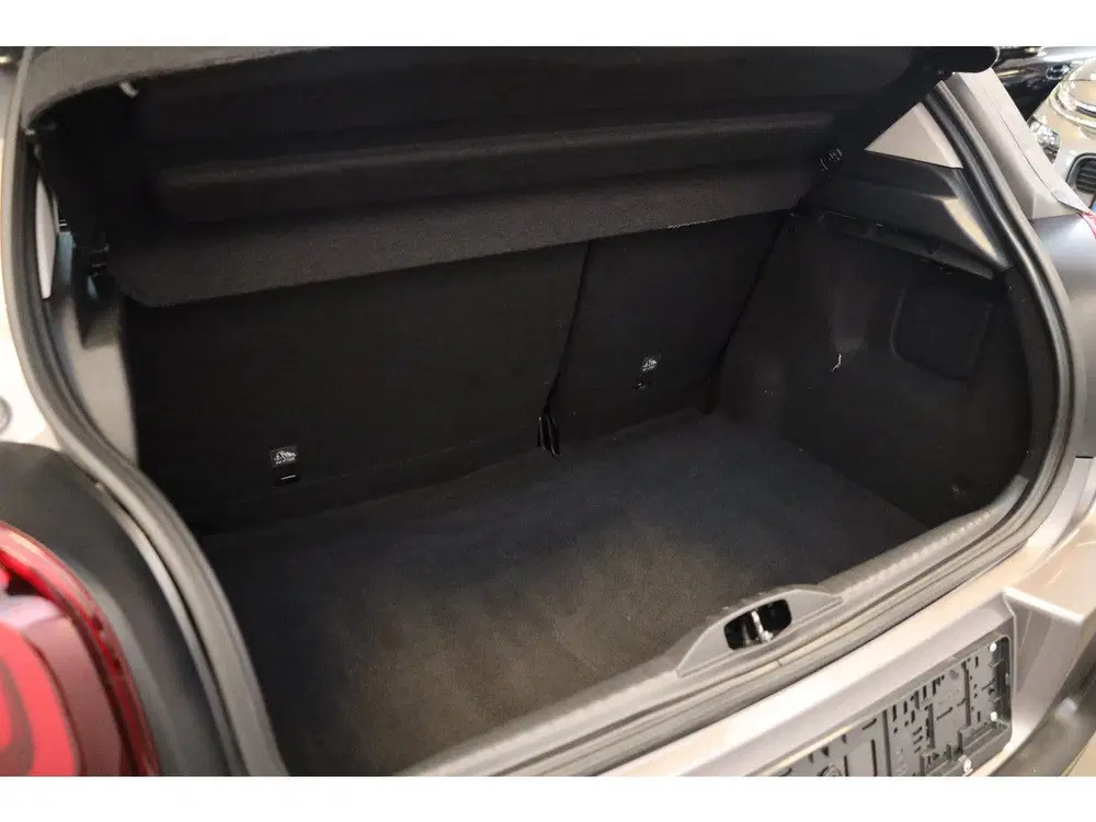 Citroën C3 PT 83 Shine Camera uit 2022, foto 15