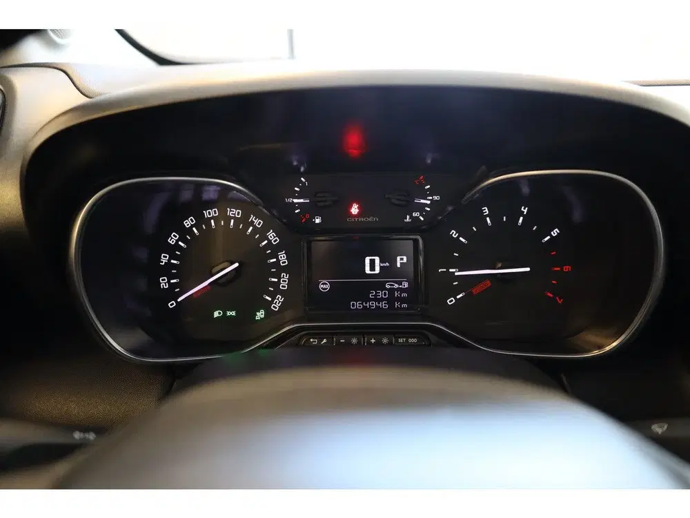 Citroën C3 Aircross PT 110 Shine Automaat-6 Navi uit 2019, foto 8