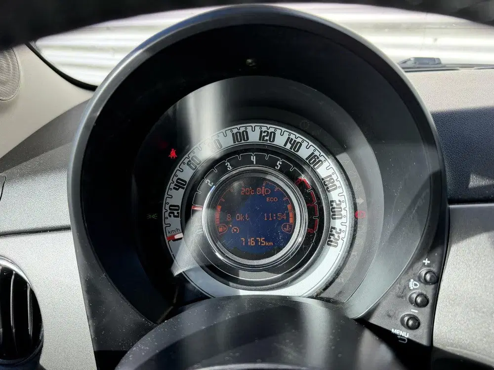 Fiat 500C 0.9 TwinAir Turbo Young Cabrio uit 2020, foto 12