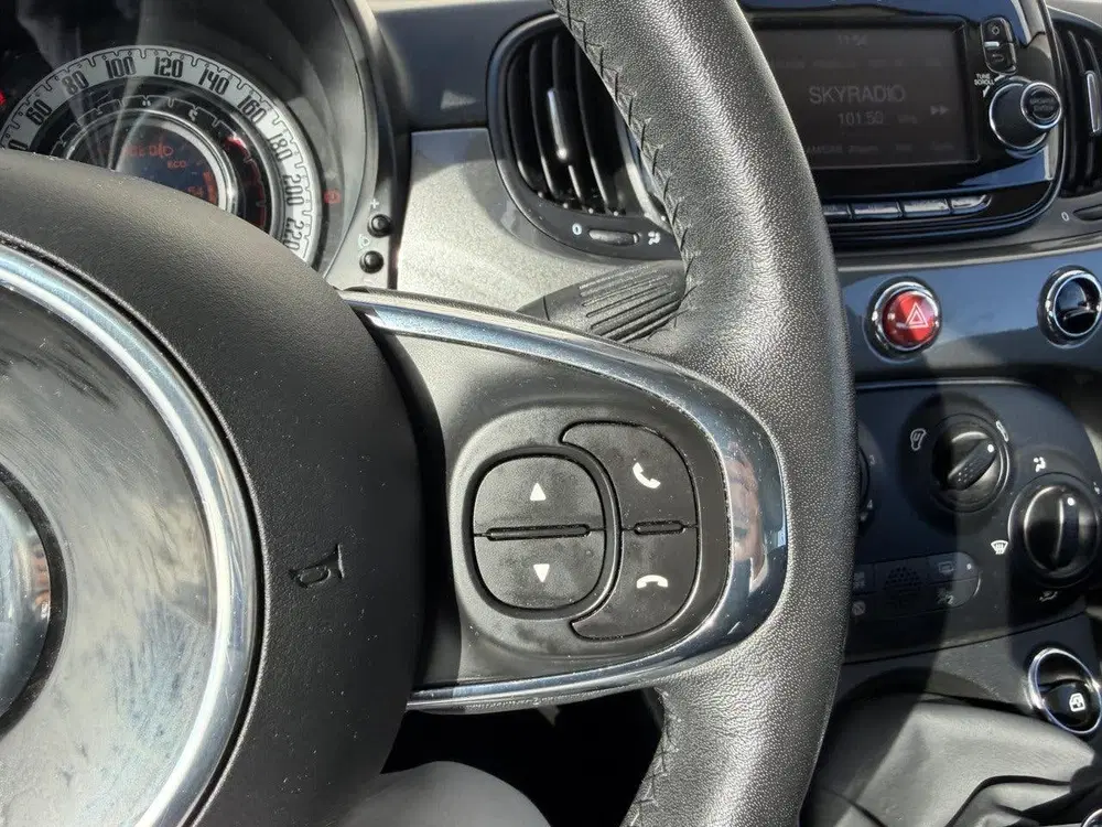 Fiat 500C 0.9 TwinAir Turbo Young Cabrio uit 2020, foto 13