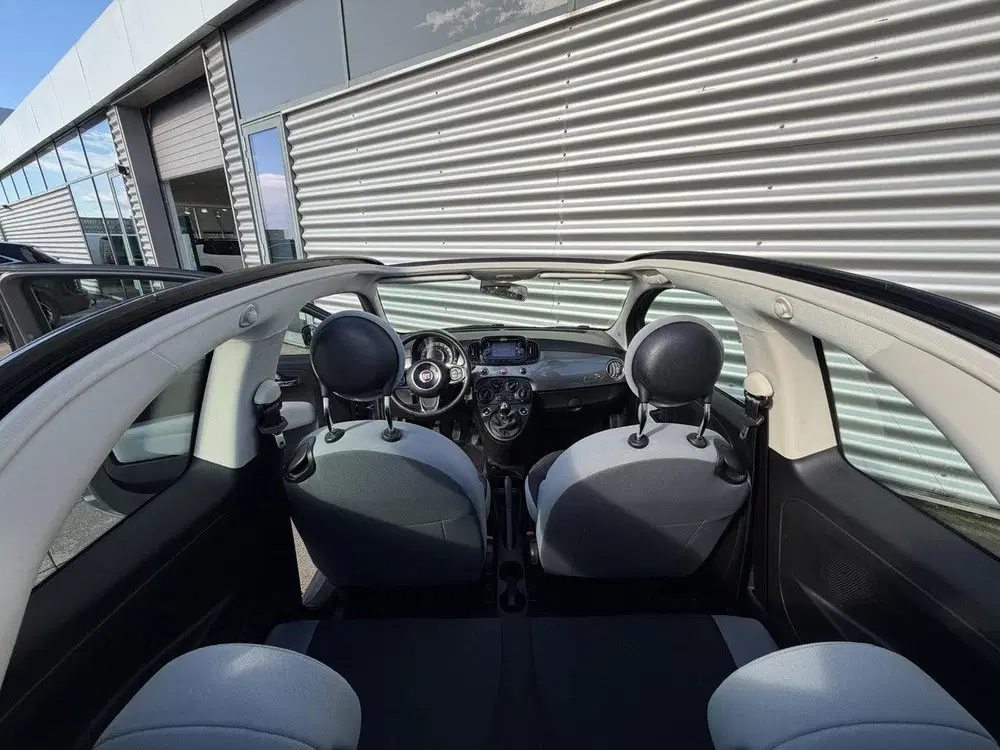 Fiat 500C 0.9 TwinAir Turbo Young Cabrio uit 2020, foto 15