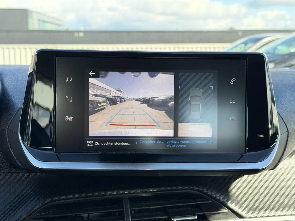 Peugeot 2008 1.2 PureTech Active Pack uit 2021, foto 14