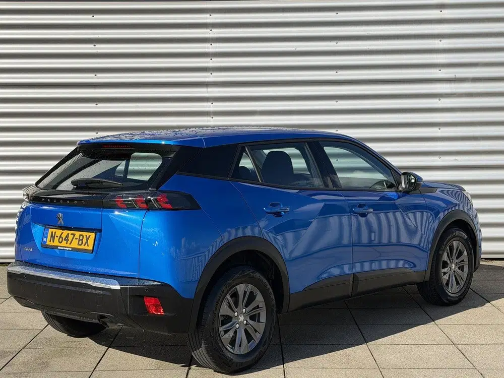Peugeot 2008 1.2 PureTech Active Pack uit 2021, foto 4
