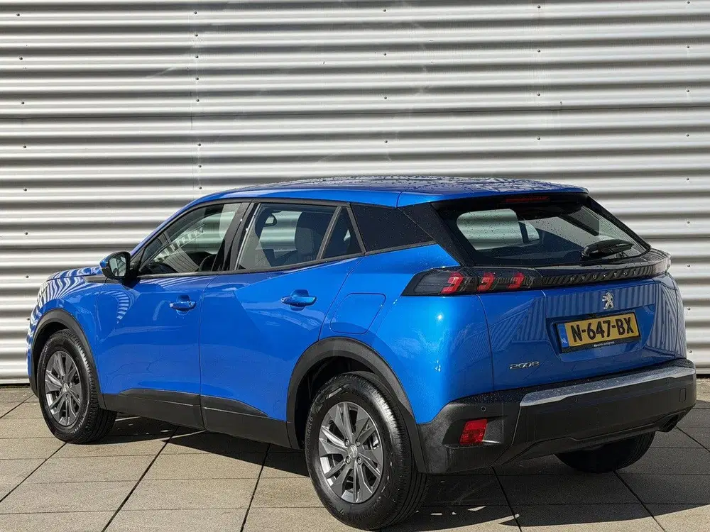 Peugeot 2008 1.2 PureTech Active Pack uit 2021, foto 6