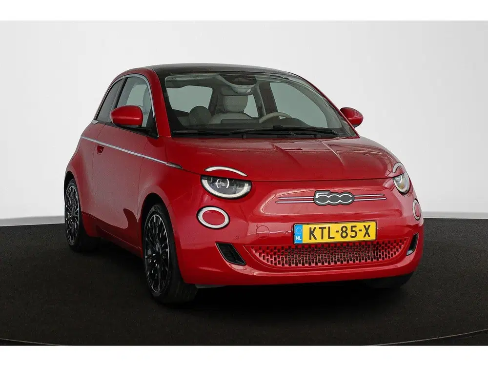 Fiat 500 La Prima 42 kWh Pano Leder Stoelverwarming uit 2024, foto 2