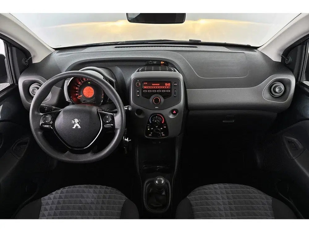 Peugeot 108 1.0 e-VTi Active Airco Metallic NL-Auto BT uit 2021, foto 7
