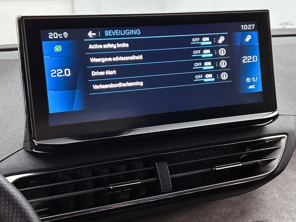 Peugeot 3008 Hybrid 145pk Automaat GT uit 2024, foto 15