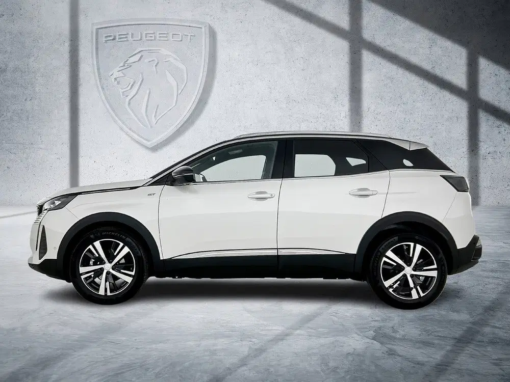 Peugeot 3008 Hybrid 145pk Automaat GT uit 2024, foto 2