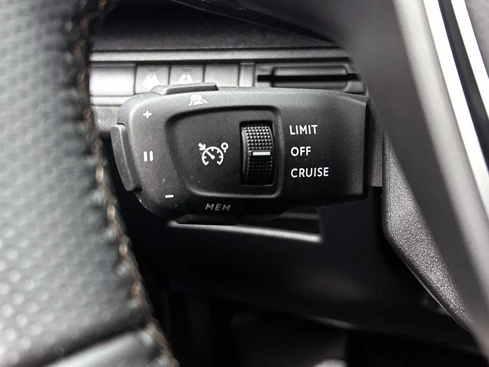 Peugeot 3008 Hybrid 145pk Automaat GT uit 2024, foto 6