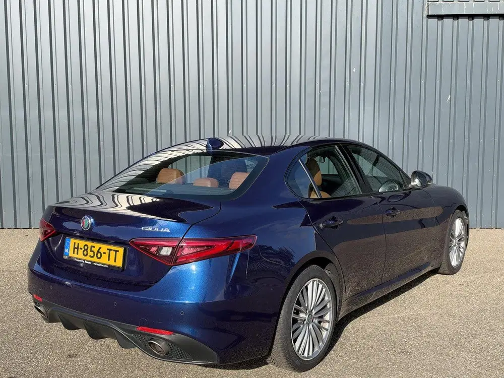 Alfa Romeo Giulia 2.0T Super Parkersensoren uit 2020, foto 4