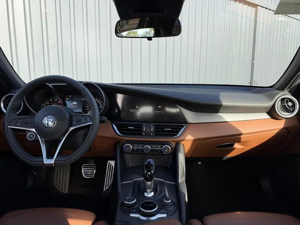 Alfa Romeo Giulia 2.0T Super Parkersensoren uit 2020, foto 6