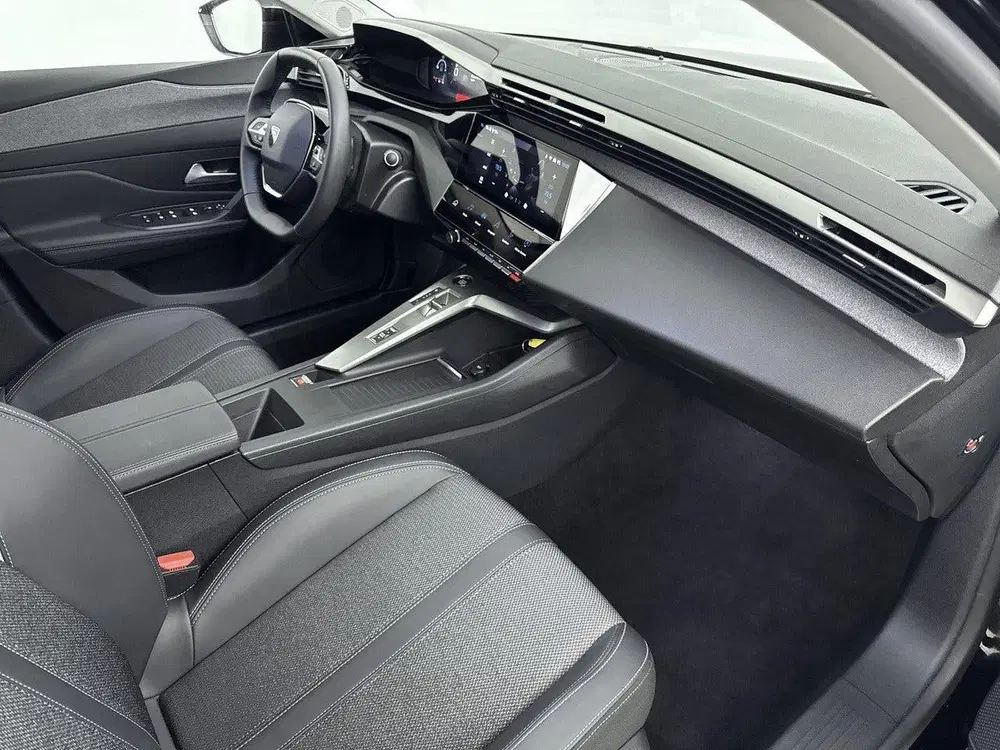 Peugeot 308 SW Hybrid 136pk Allure uit 2025, foto 7