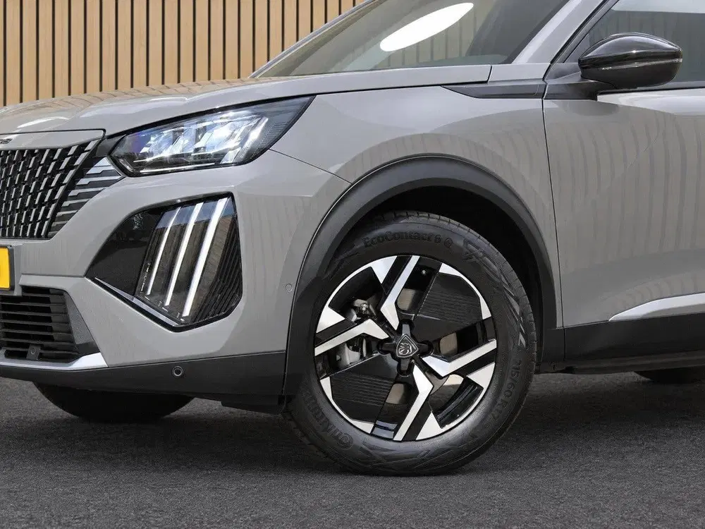 Peugeot 2008 1.2 Hybrid 145 Allure VOORRAAD KORTING uit 2026, foto 14