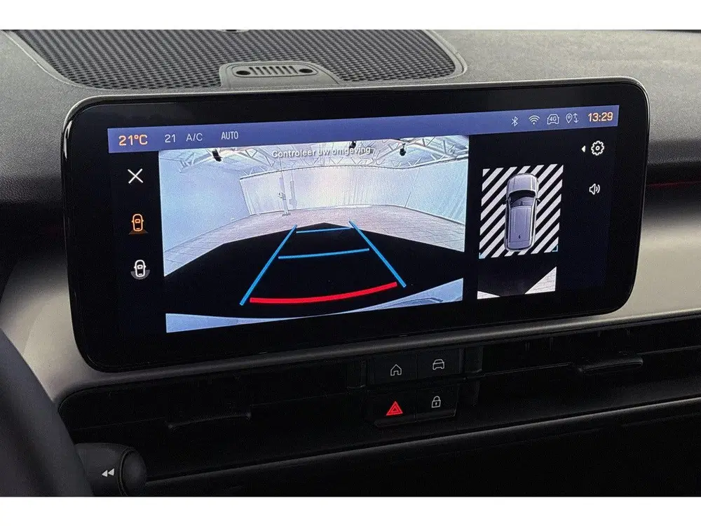 Jeep Avenger 1.2 e-Hybrid Altitude JBL Keyless Elektris uit 2025, foto 15