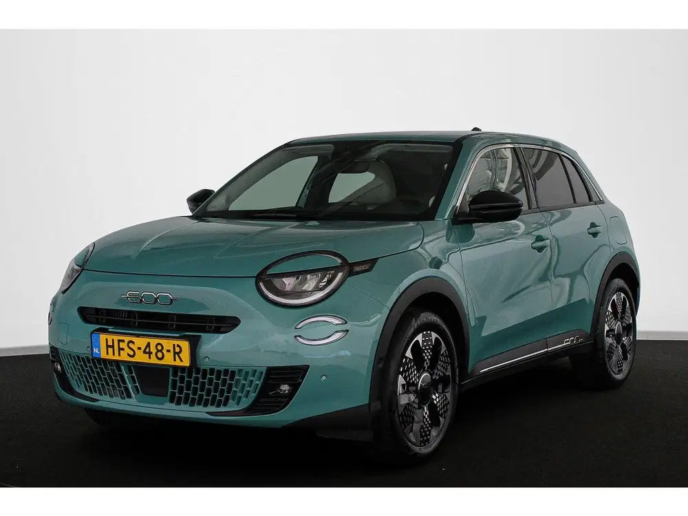 Fiat 600 1.2 Hybrid La Prima Massage Adaptieve Crui uit 2025